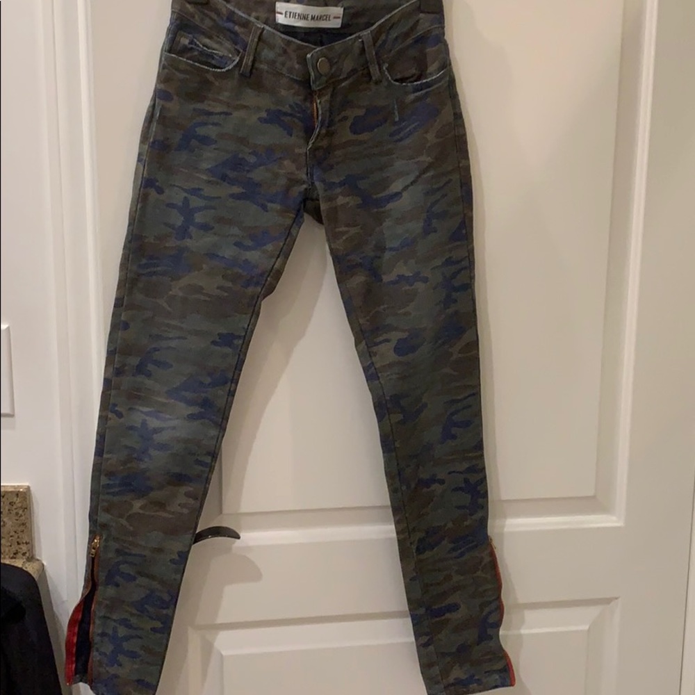 Etienne Marcel Cute Camo Jeans!